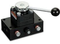 Enerpac VM-43M 137602 4-Way 3-Position Manual Valve Metal Handle