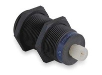 Telemecanique XS230AAPAM12 Proximity Sensor Inductive 22mm PNP NO