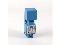 Allen Bradley 871L-XPB15S40 Proximity Switch