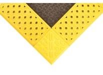 NoTrax 922H4210BY 922 Cushion-Lok with Grip-Step Heavy Duty Mat | Black/Yellow