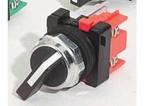 WEG CSW30-CA4F18 30MM AL 4F POS LVR SW WHITE Pushbuttons