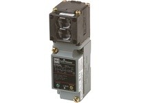 Cutler Hammer E51CLP4 Sensor Photoelectric 40In Diffuce Reflective 4-Wire Ac E51 Series