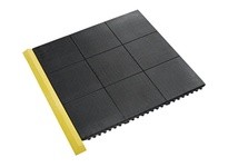 Crown KM BS33BK 685 Series Bulk-Pack Safety-Step Solid-Top Black 3 Feet x 3 Feet (Priced per 1 EA)